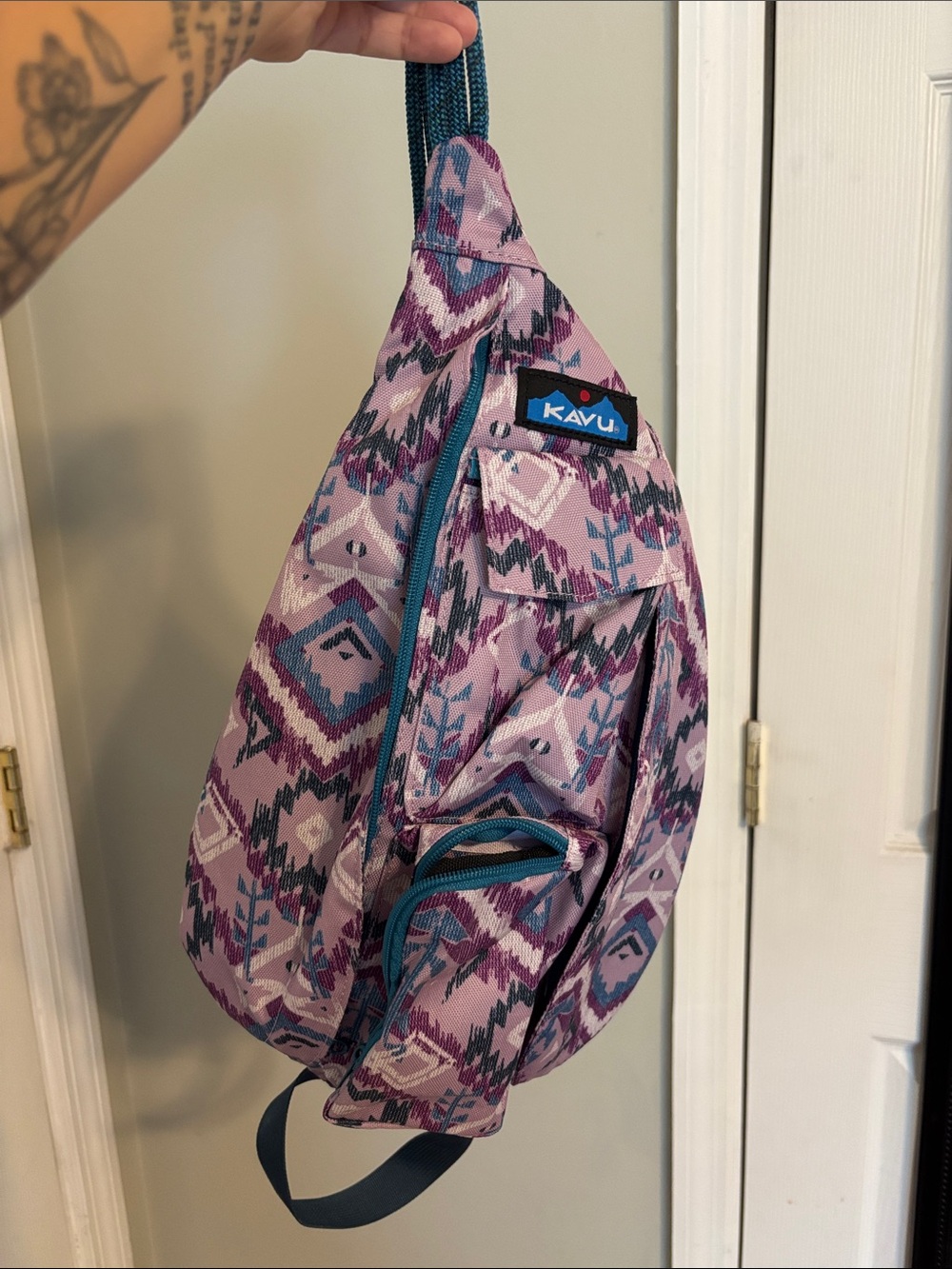 Kavu Teal-Trim Purple Patterned Sling Backpack